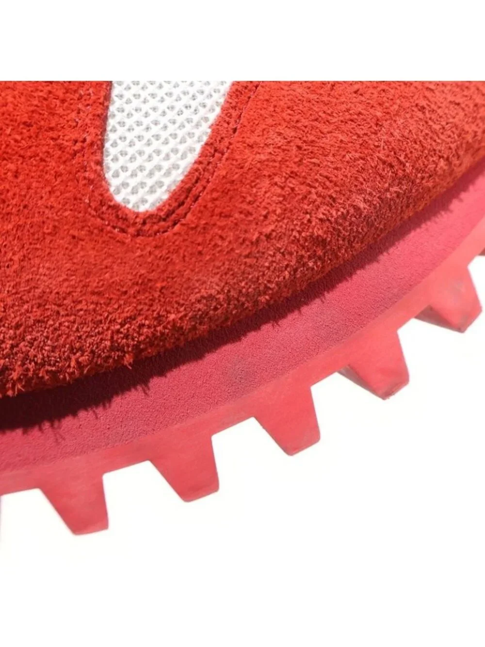 Louis Vuitton LV Runner Sneaker Lace Up Low Cut - Picture 6 of 6